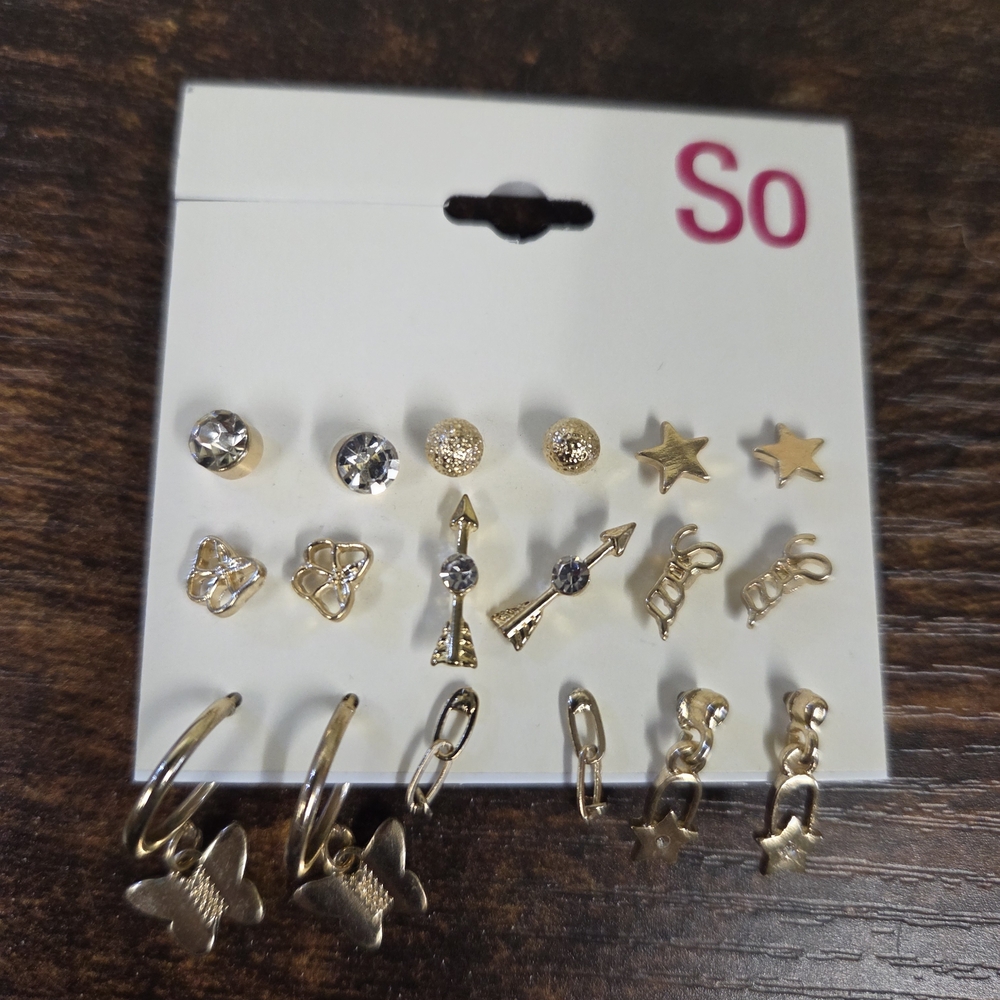 BOGO💖SO Goldtone Earring Collection